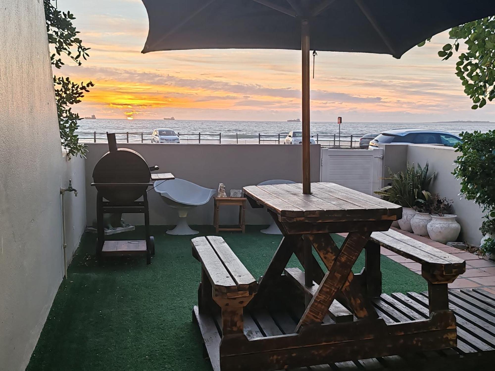 Beach, Sand, Table Mountain *